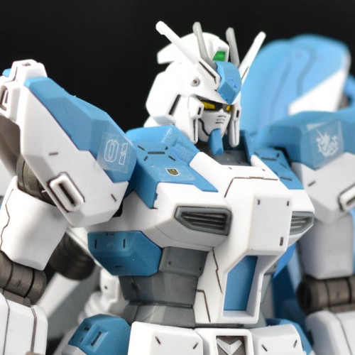 Super detailed Gundam Wing model